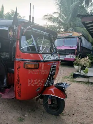 Bajaj RE 2006 Three Wheel (Used)