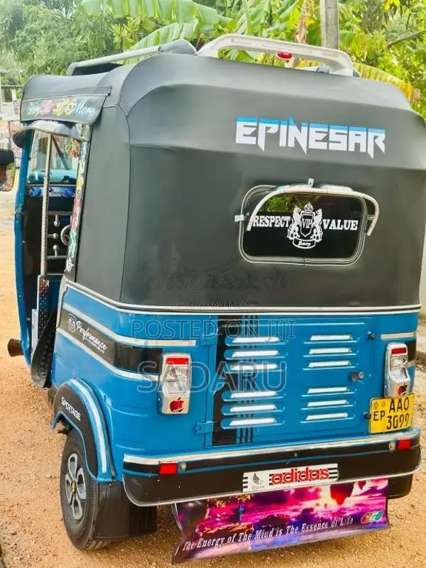 Bajaj Re 2015 Three Wheel (Used)
