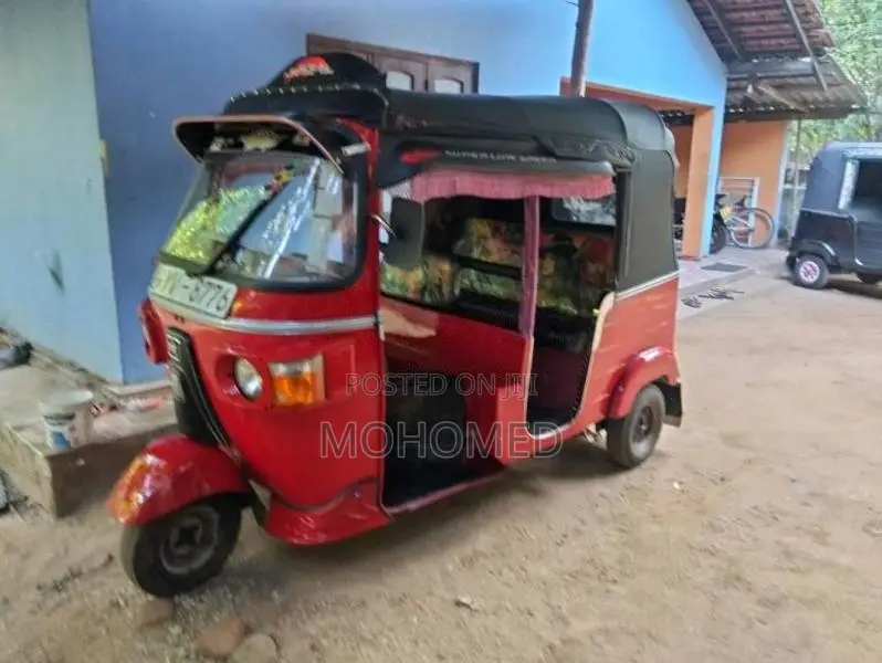 Bajaj RE 2012 Three Wheel (Used)
