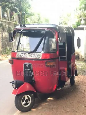 Bajaj RE 2 Stroke 2002 Three Wheel (Used)