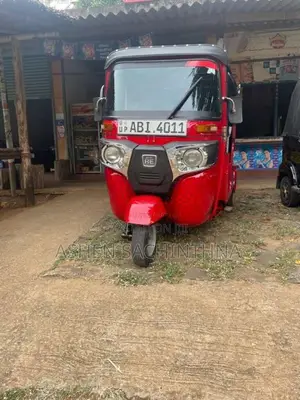 Bajaj RE 4 Stroke 2015 Three Wheel (Used)