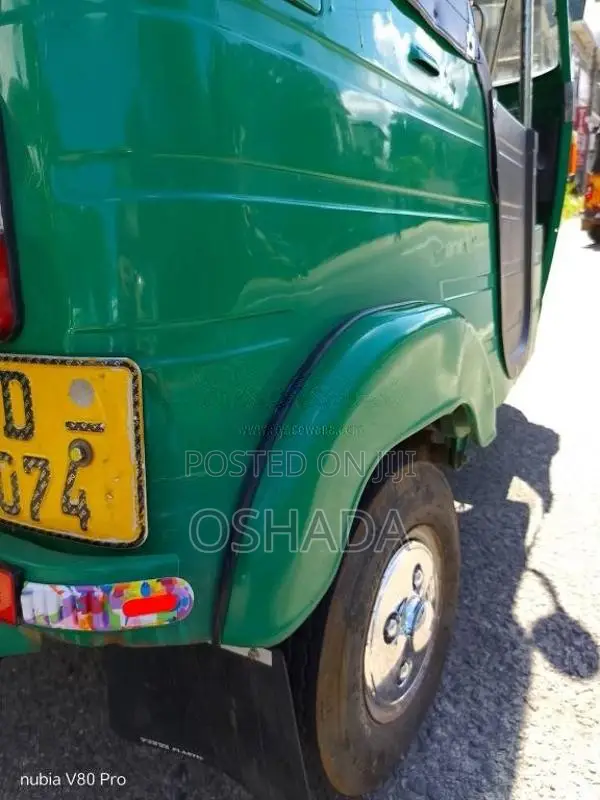 Bajaj RE 4 Stroke 2010 Three Wheel (Used)
