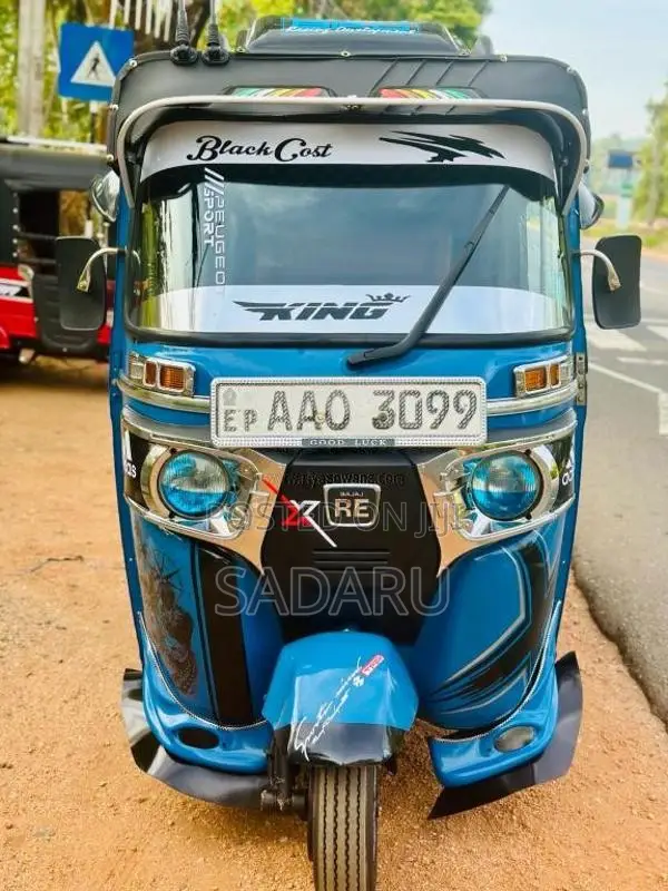 Bajaj Re 2015 Three Wheel (Used)