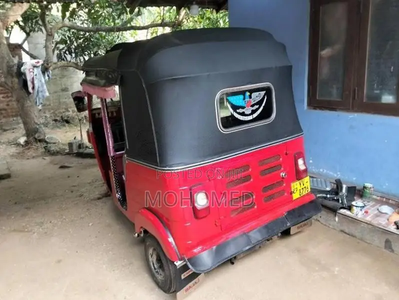 Bajaj RE 2012 Three Wheel (Used)