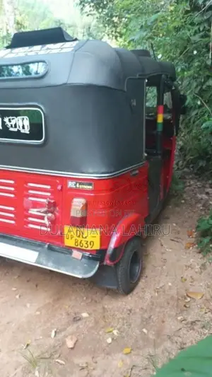 Bajaj 4 Stroke 2007 Three Wheel (Used)