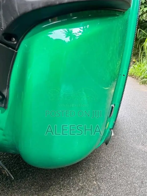 Bajaj 4 stroke 2017 Three Wheel (Used)