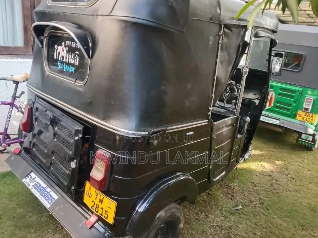 Bajaj RE 2012 Three Wheel (Used)