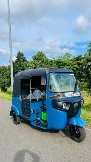 Bajaj RE 2015 Three Wheel (Used)
