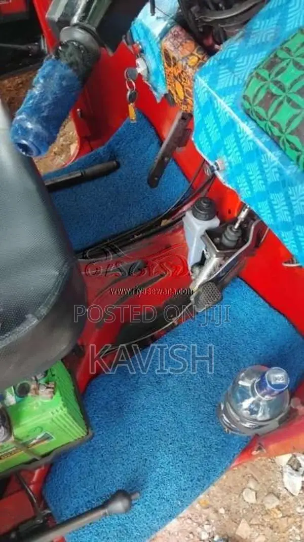 Bajaj RE 2011 Three Wheel (Used)