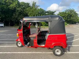 Bajaj 4 stroke 2009 Three Wheel (Used)