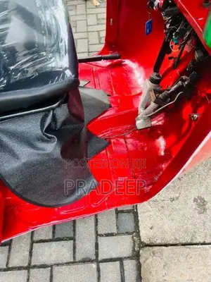 Bajaj 4 Stroke 2008 Three Wheel (Used)