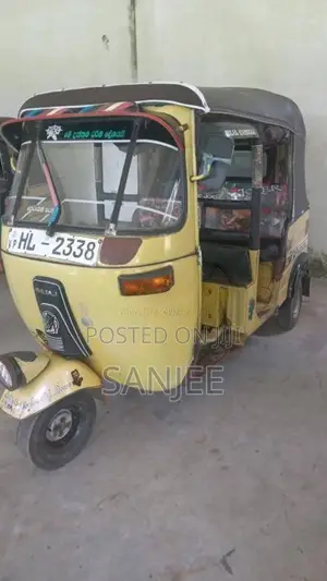 Bajaj RE 2 Stroke 2003 Three Wheel (Used)