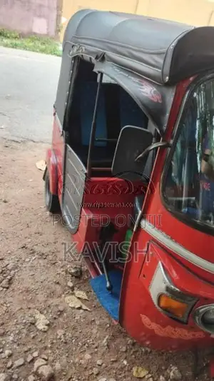 Bajaj RE 2011 Three Wheel (Used)