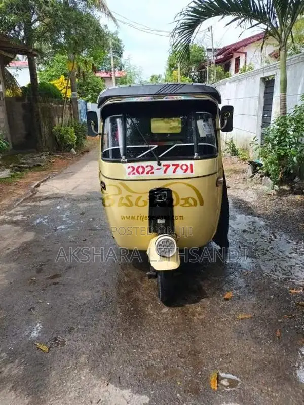 Bajaj 2 Stroke 1996 Three Wheel (Used)