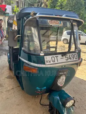 Bajaj RE 2009 Three Wheel (Used)