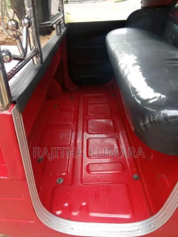 Bajaj RE 4 Stroke 2015 Three Wheel (Used)