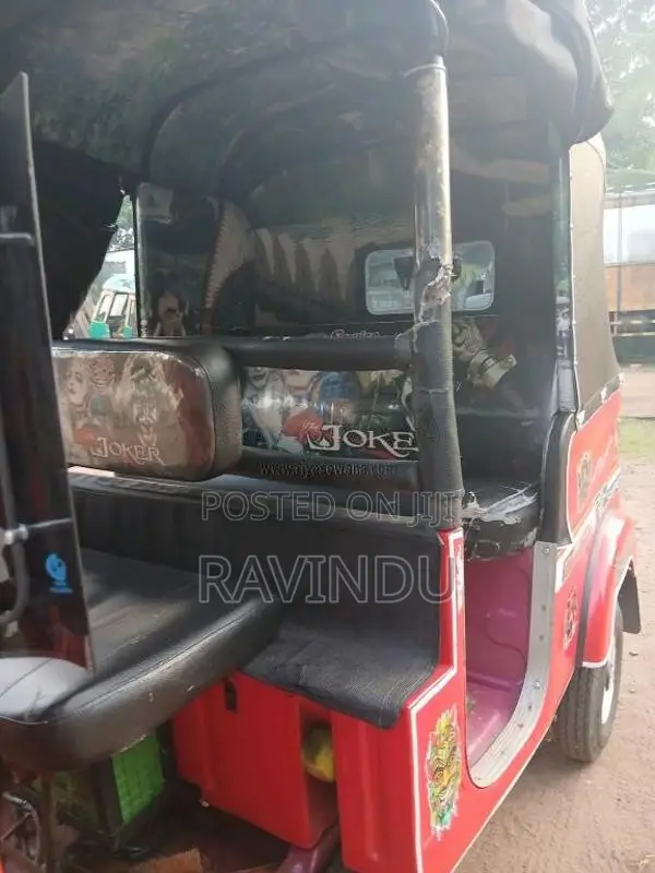 Bajaj RE 2006 Three Wheel (Used)