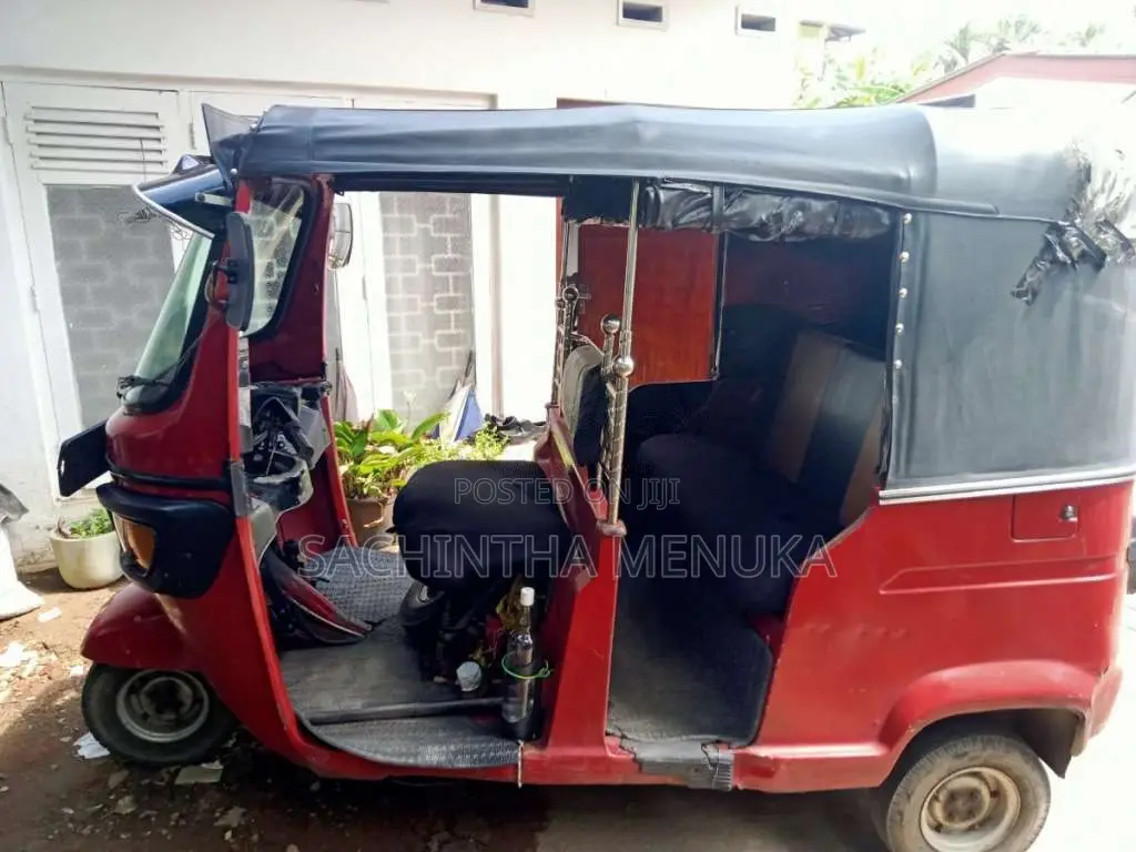 TVS King 2011 Three Wheel (Used)