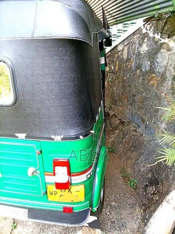 Bajaj RE 4 Stroke 2010 Three Wheel (Used)
