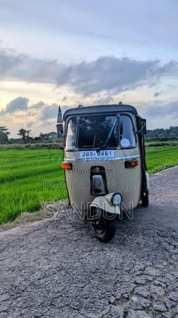 Bajaj 2 Stroke 1999 Three Wheel (Used)