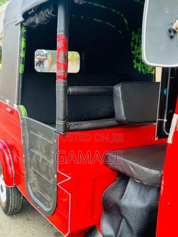 Bajaj RE 2008 Three Wheel (Used)