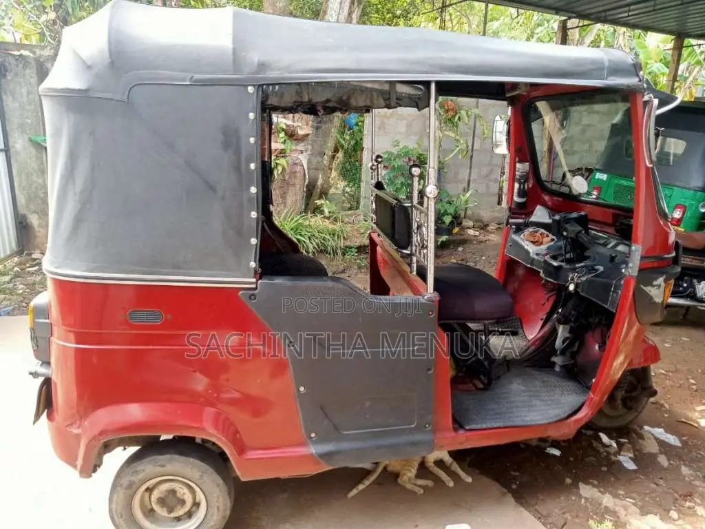 TVS King 2011 Three Wheel (Used)