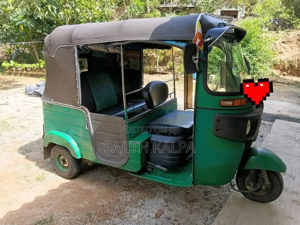 Bajaj RE 2016 Three Wheel (Used)