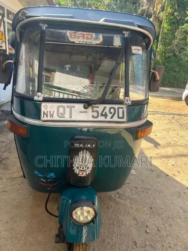 Bajaj RE 2009 Three Wheel (Used)