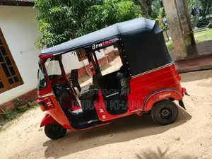 Bajaj RE 2011 Three Wheel (Used)
