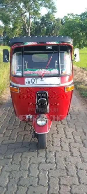Bajaj 4 Stroke 2009 Three Wheel (Used)