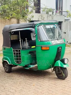 Bajaj 2 Stroke 2006 Three Wheel (Used)