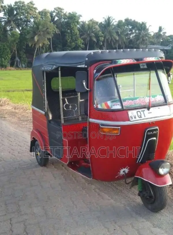 Bajaj 4 Stroke 2009 Three Wheel (Used)
