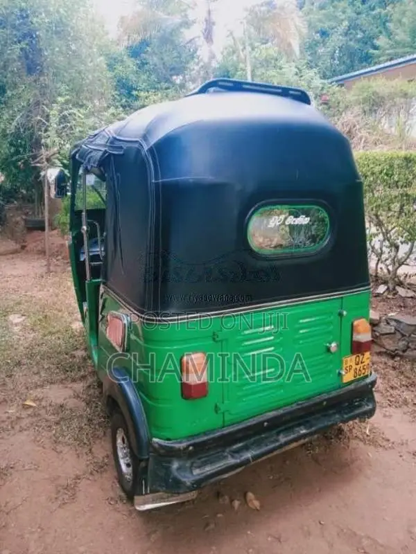 Bajaj RE 4 Stroke 2010 Three Wheel (Used)