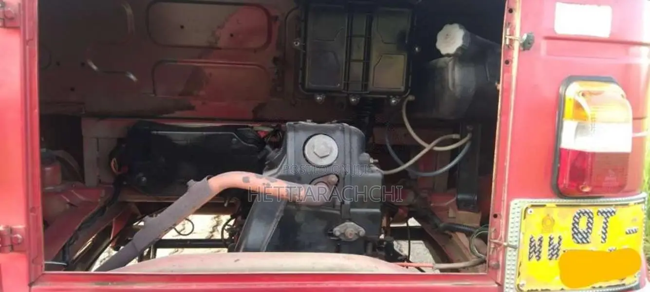 Bajaj 4 Stroke 2009 Three Wheel (Used)