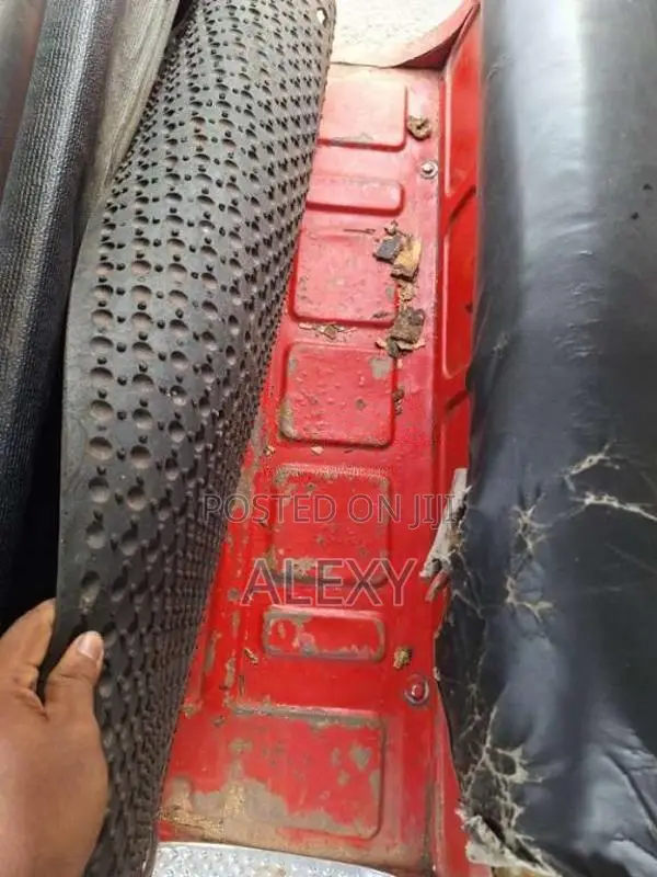 Bajaj RE 2011 Three Wheel (Used)