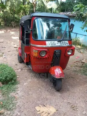 Bajaj 2 Stroke 2000 Three Wheel (Used)