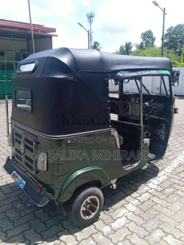 Bajaj 2 Stroke 2003 Three Wheel (Used)