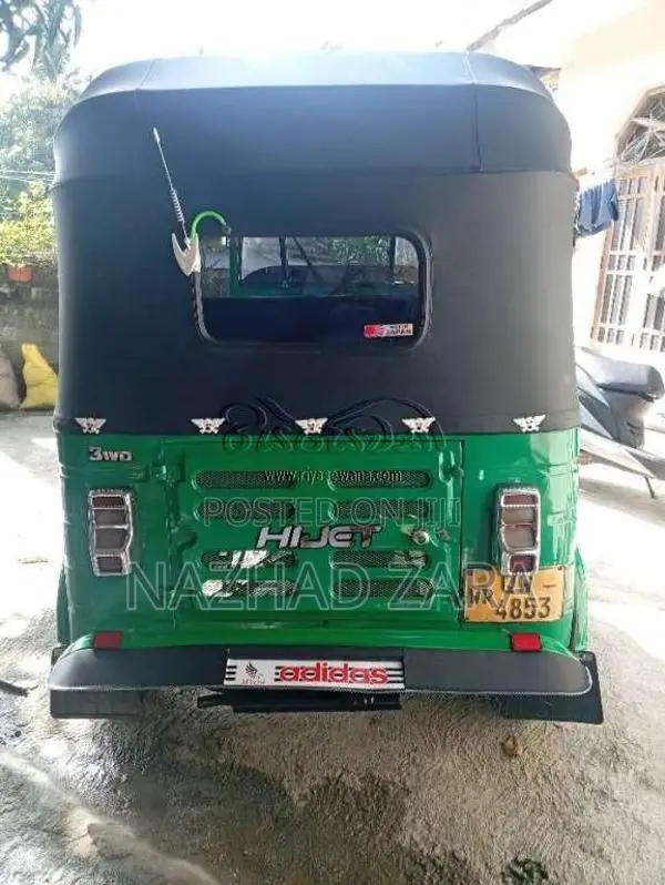 Bajaj Re 2010 Three Wheel (Used)