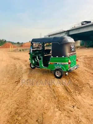 Bajaj RE 2 Stroke 2006 Three Wheel (Used)
