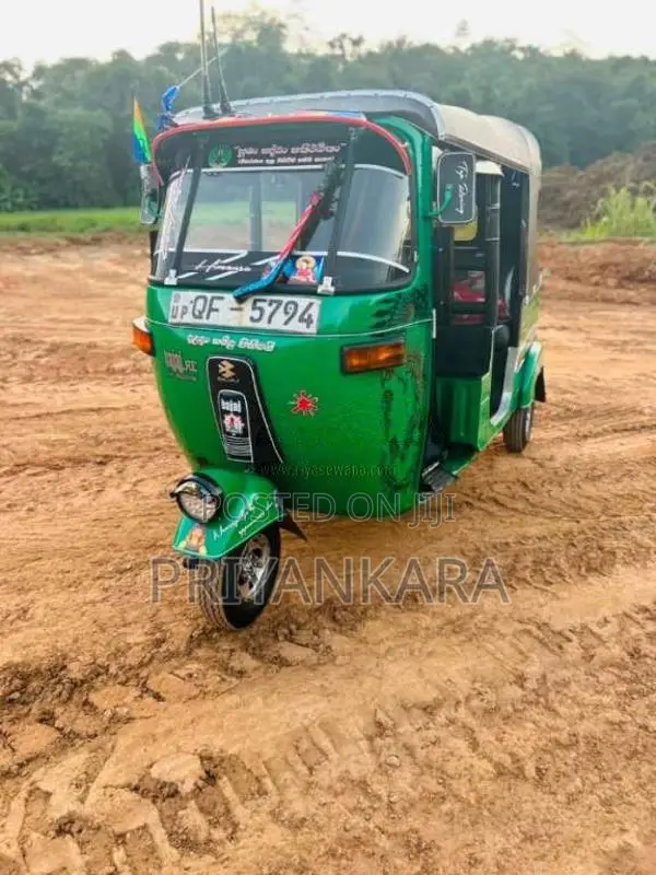 Bajaj RE 2 Stroke 2006 Three Wheel (Used)