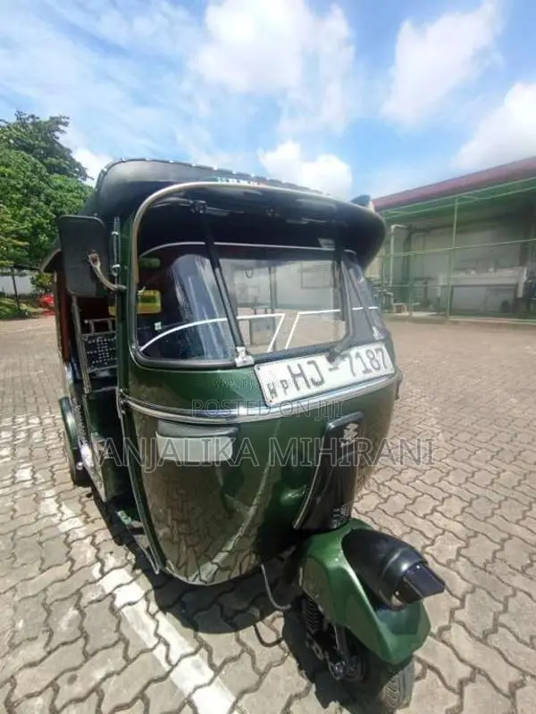 Bajaj 2 Stroke 2003 Three Wheel (Used)