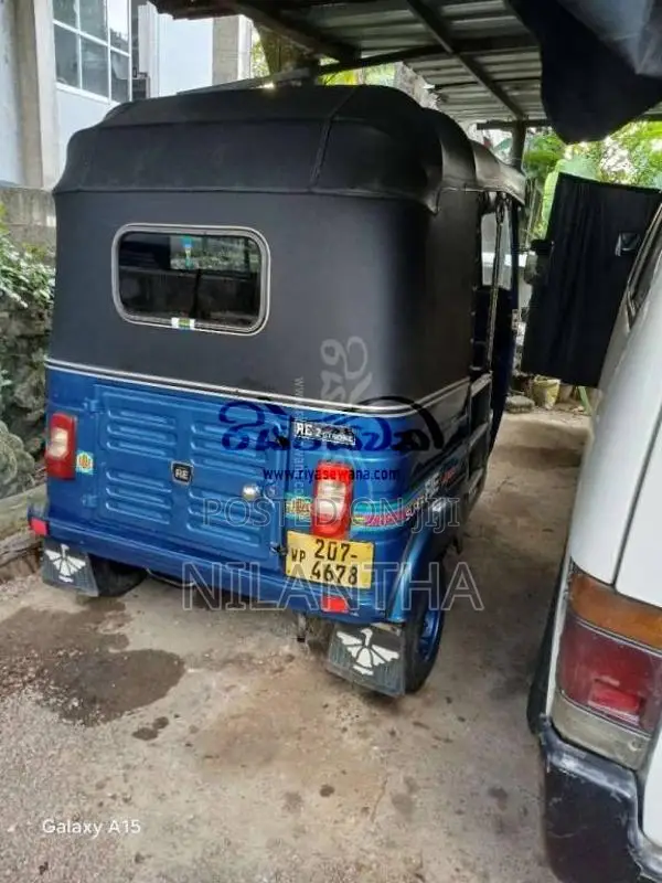 Bajaj 2 stroke 2000 Three Wheel (Used)