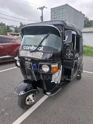 Bajaj 4 Stroke 2011 Three Wheel (Used)