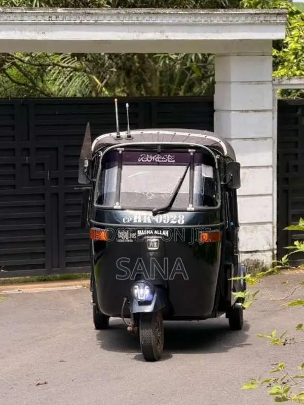 Bajaj 2 Stroke 2007 Three Wheel (Used)