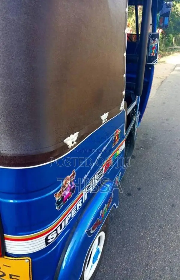 Bajaj 2 Stroke 2005 Three Wheel (Used)