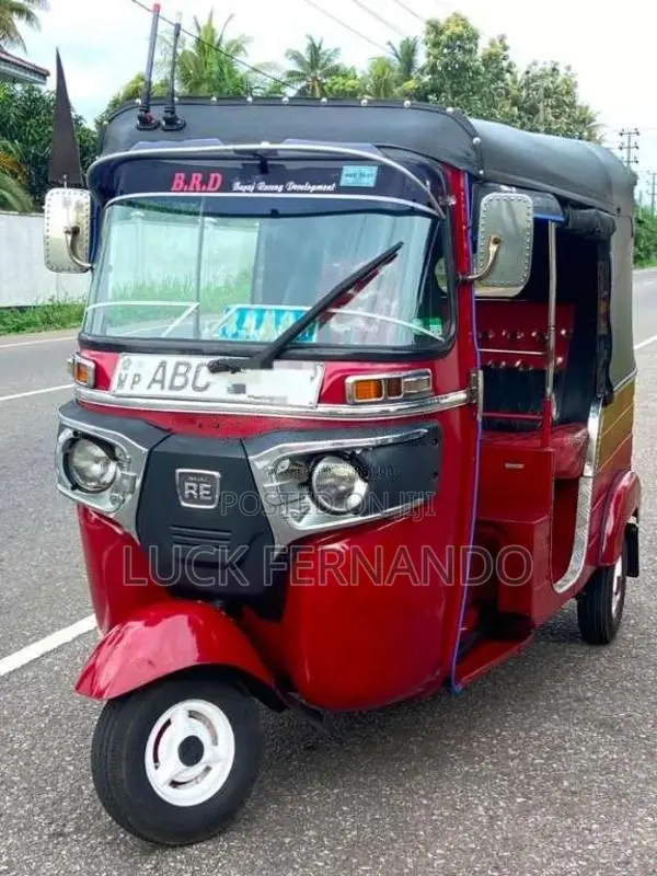 Bajaj 4 Stroke 2015 Three Wheel (Used)