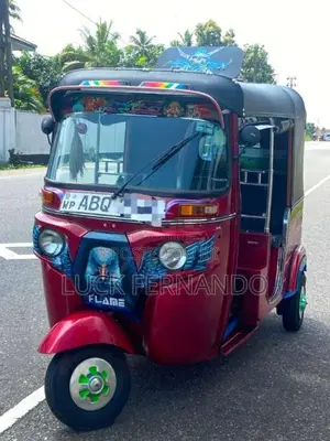 Bajaj 4 Stroke 2015 Three Wheel (Used)