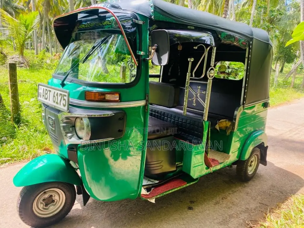 Bajaj 4 Stroke 2019 Three Wheel (Used)