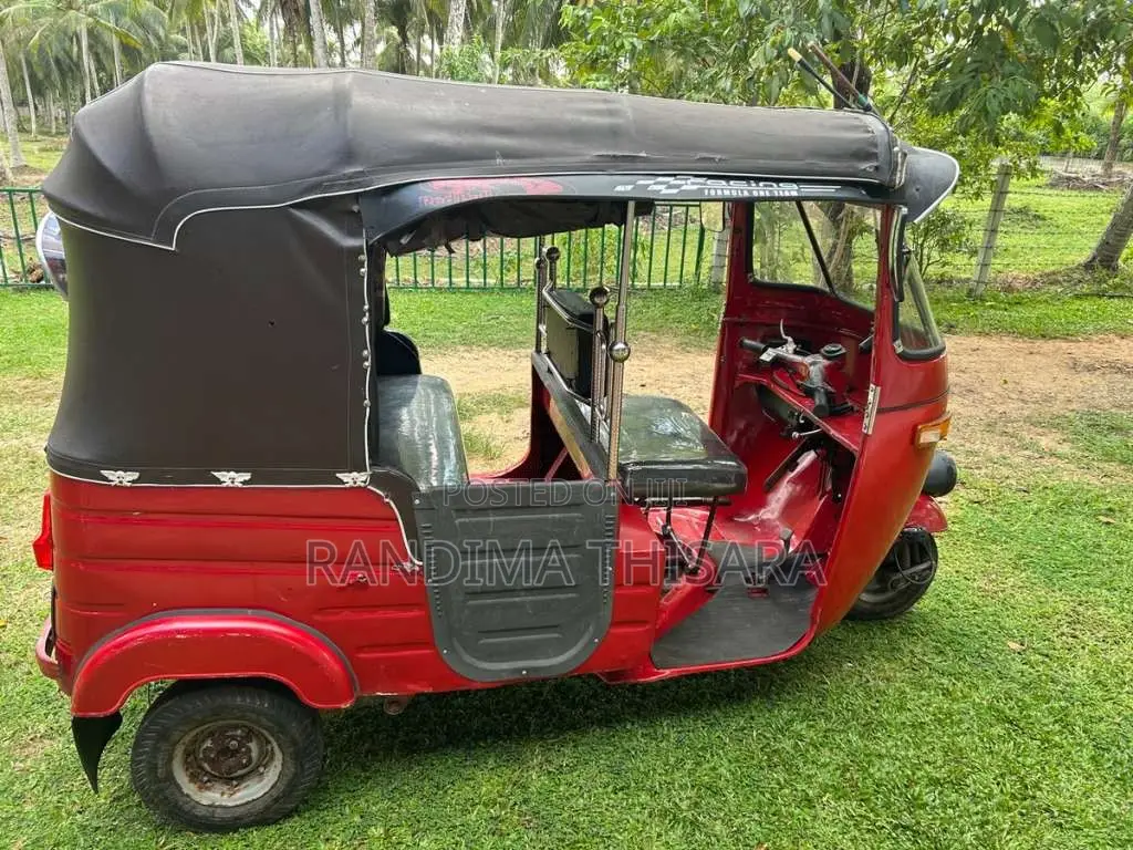 Bajaj 2 Stroke 1994 Three Wheel (Used)