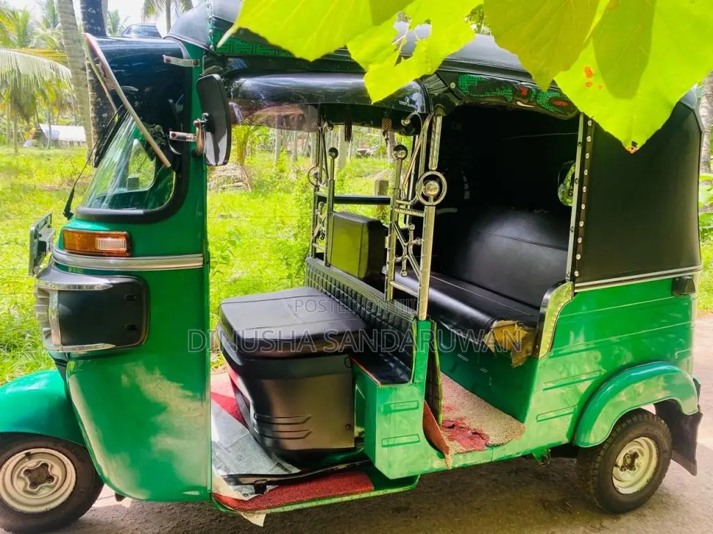 Bajaj 4 Stroke 2019 Three Wheel (Used)